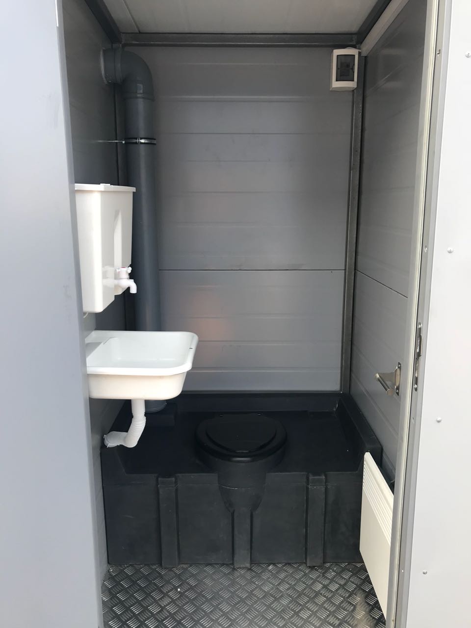 Теплая туалетная кабина ЭКОС-1 (фото 2) в Домодедово